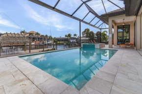Waterfront Luxury, Heated Saltwater Pool & Spa, Dock, Tiki, Kayaks - Villa Tarpon Time - Roelens